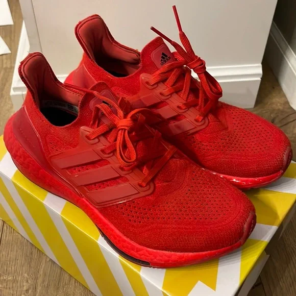 Adidas Ultraboost Sz 5.5y - Picture 1 of 7